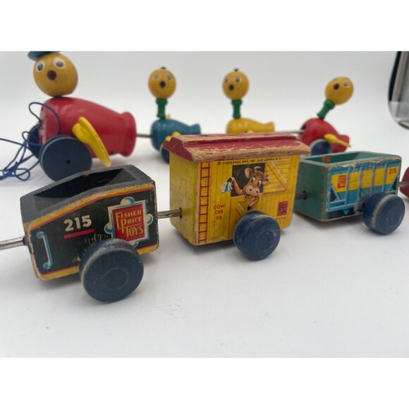 Antique Two Fisher-Price Wooden Pull Toys Train Cars & Duck Set - Picture 4 of 16